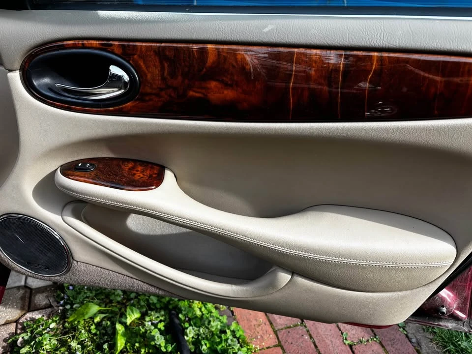 2000 Jaguar X308 XJ - Image 3 of 10