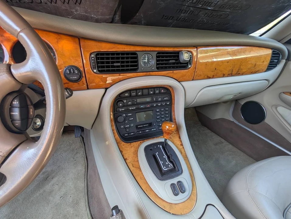 2000 Jaguar X308 XJ - Image 10 of 24
