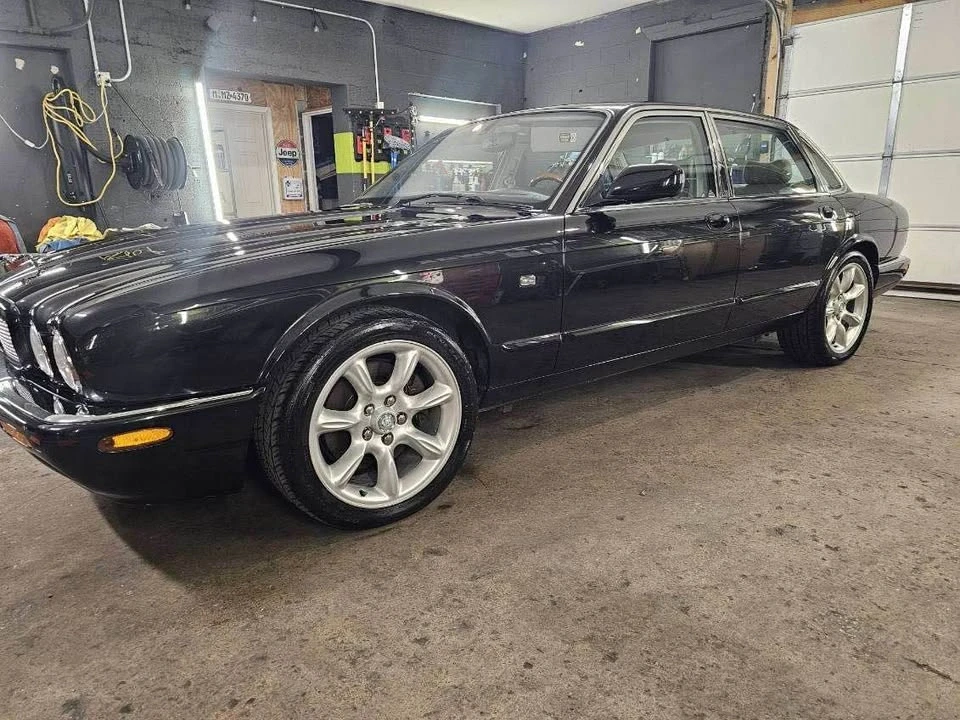 2000 Jaguar X308 XJR - Image 12 of 13