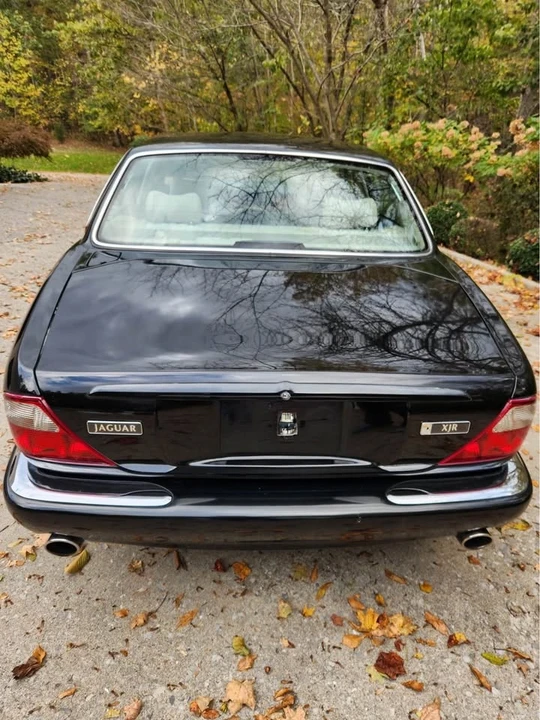 2000 Jaguar X308 XJR - Image 3 of 13