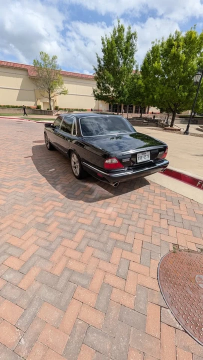 2000 Jaguar X308 XJR - Image 4 of 17