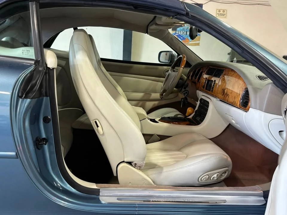 2000 Jaguar X100 XK8 - Image 19 of 20