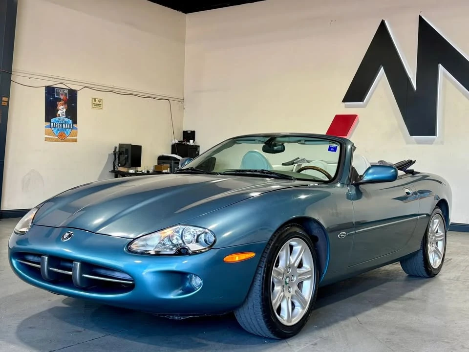 2000 Jaguar X100 XK8 - Image 9 of 20