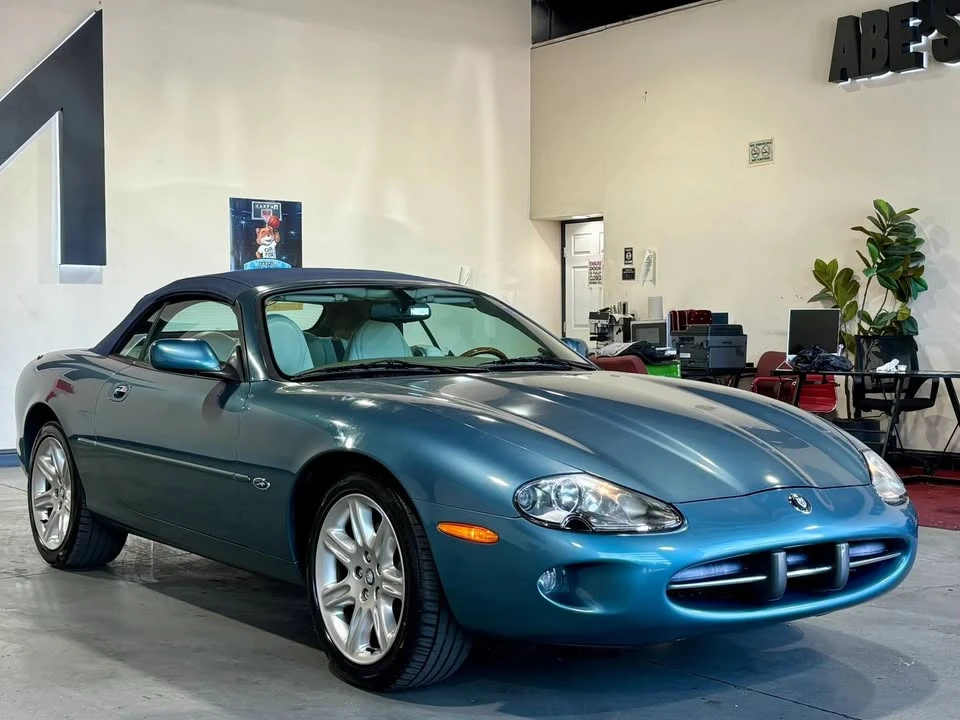 2000 Jaguar X100 XK8 - Image 2 of 20