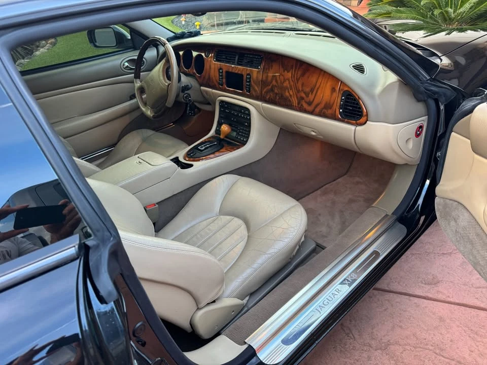 2000 Jaguar X100 XK8 - Image 10 of 10