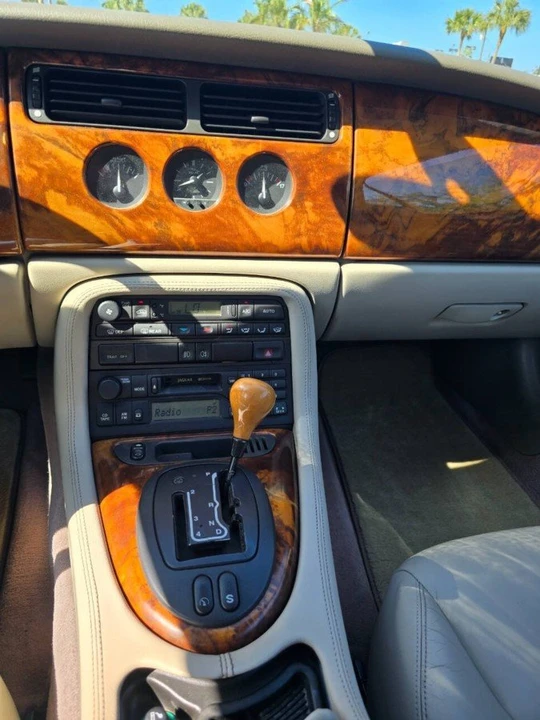2000 Jaguar X100 XK8 - Image 12 of 15