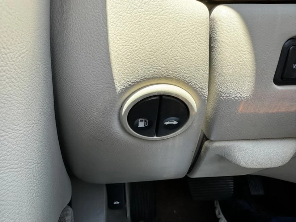 2000 Jaguar X100 XK8 - Image 17 of 20