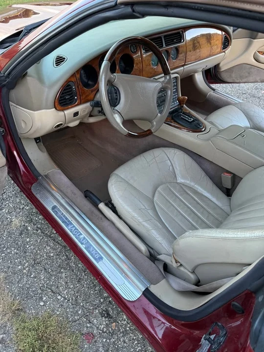 2000 Jaguar X100 XK8 - Image 7 of 11