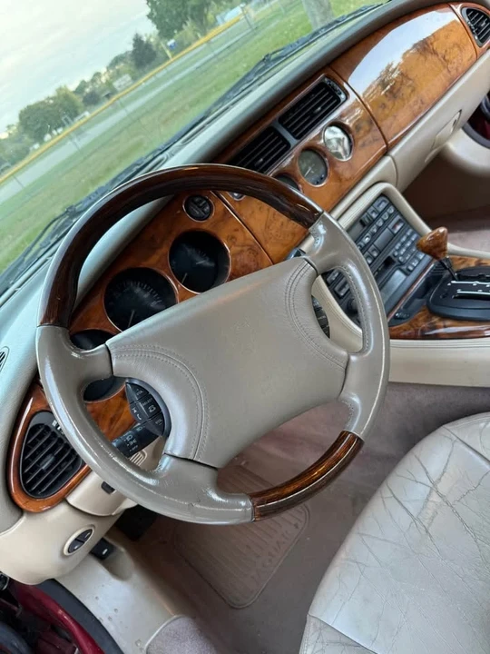 2000 Jaguar X100 XK8 - Image 8 of 11