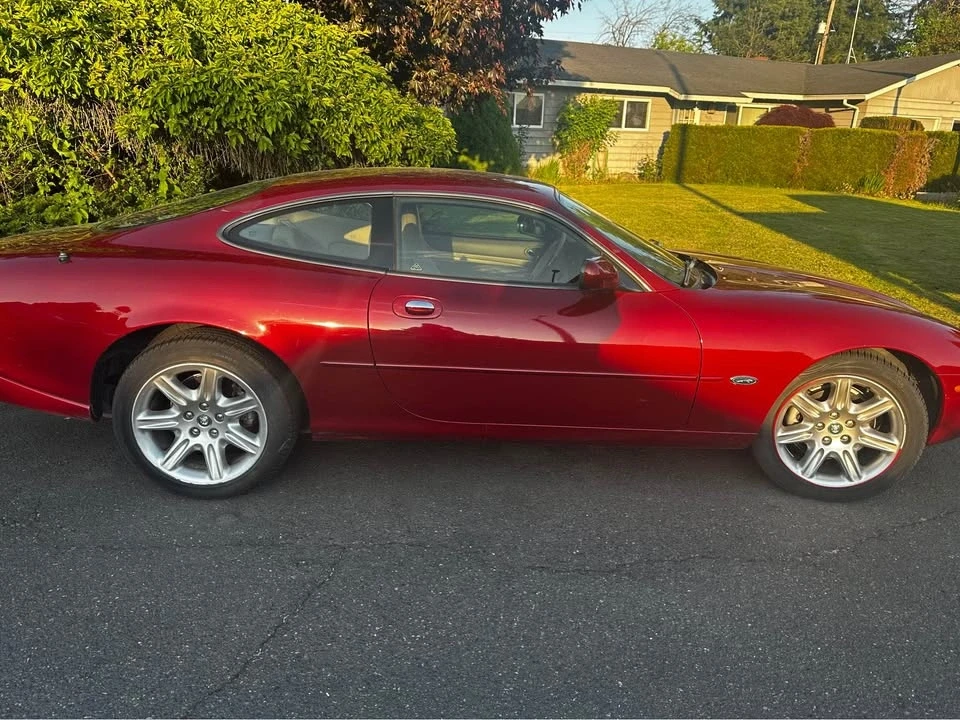2000 Jaguar X100 XK8 - Image 2 of 8