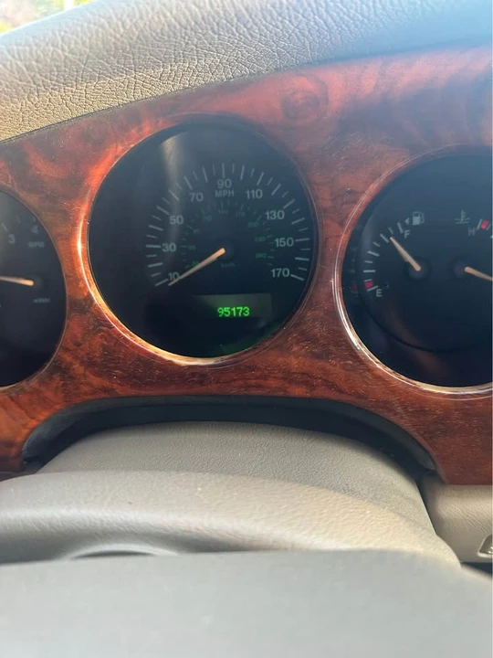 2000 Jaguar X100 XK8 - Image 7 of 8