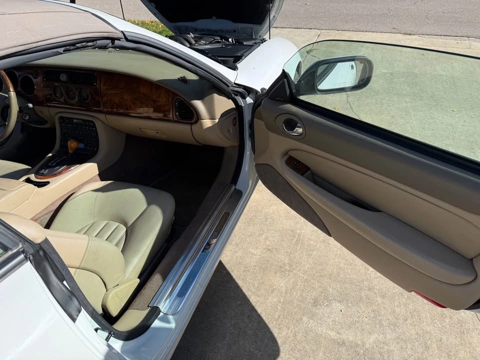 2000 Jaguar X100 XK8 - Image 11 of 18