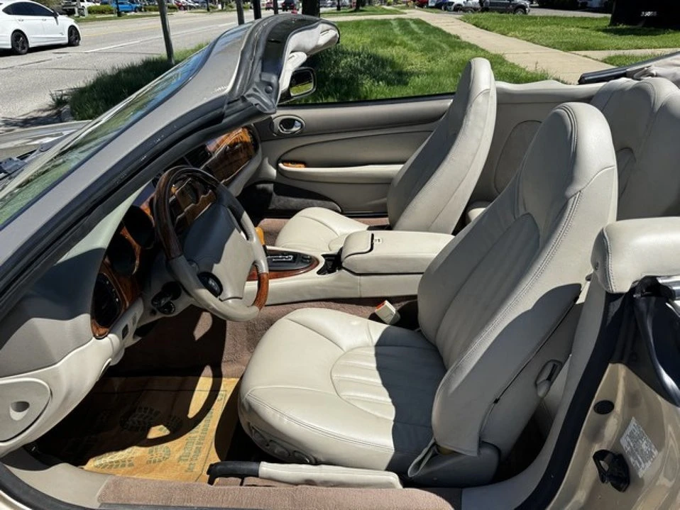 2000 Jaguar X100 XK8 - Image 9 of 19
