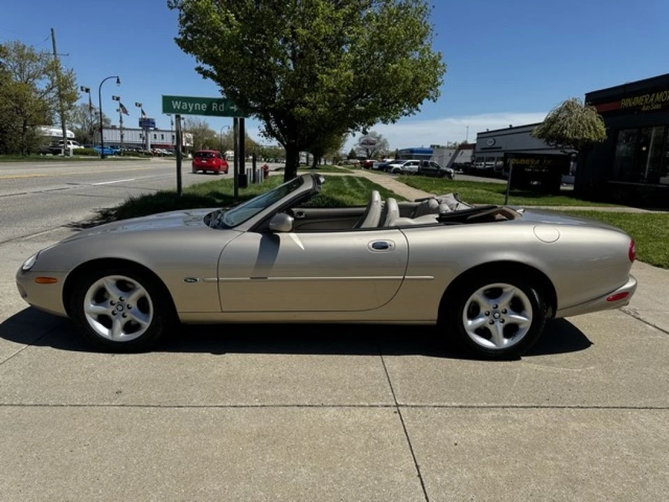 2000 Jaguar X100 XK8 - Image 6 of 19