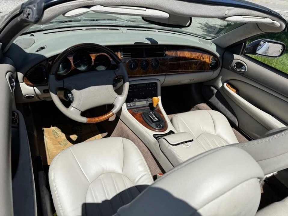 2000 Jaguar X100 XK8 - Image 8 of 19