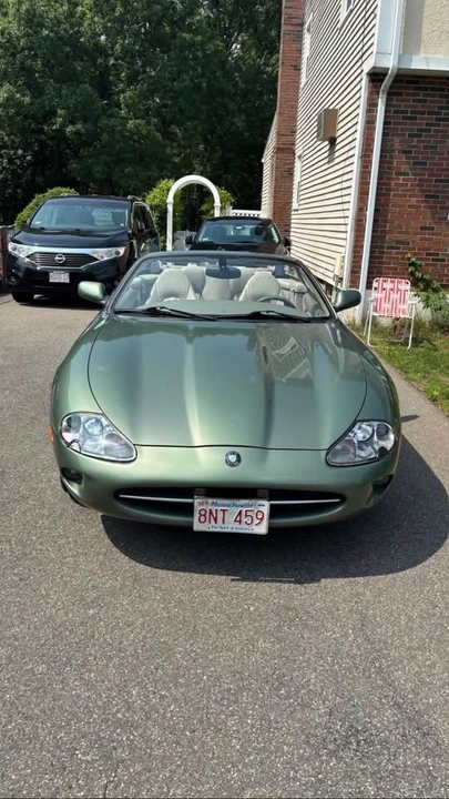 2000 Jaguar X100 XK8 - Image 2 of 8