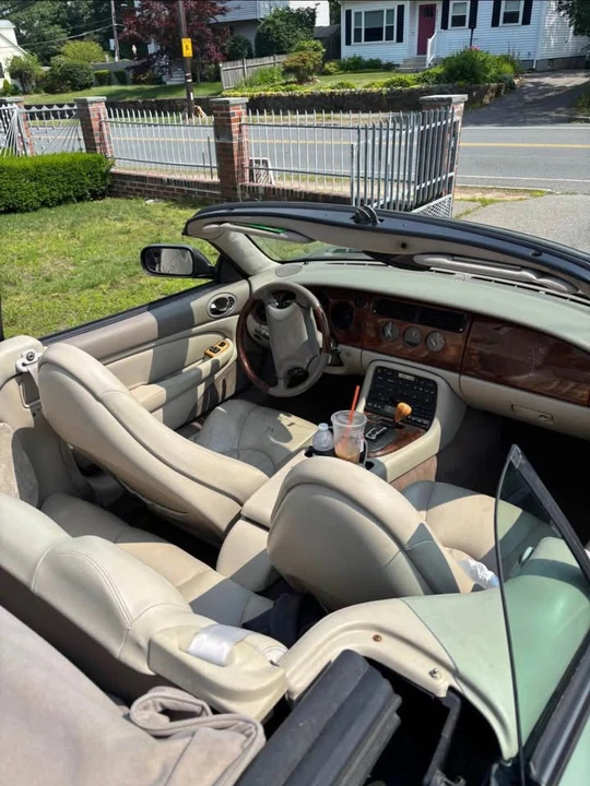 2000 Jaguar X100 XK8 - Image 3 of 8