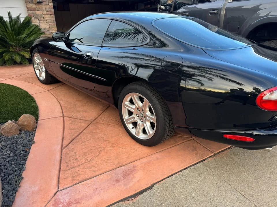 2000 Jaguar X100 XK8 - Image 2 of 10