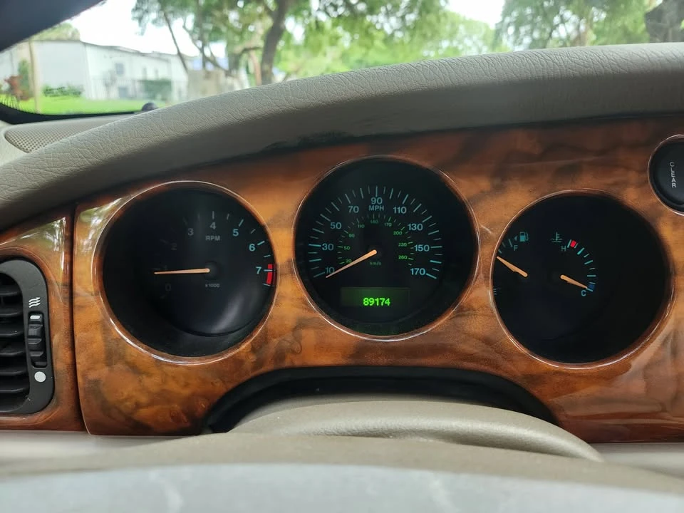 2000 Jaguar X100 XK8 - Image 14 of 16