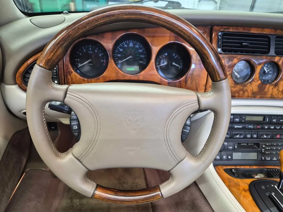 2000 Jaguar X100 XK8 - Image 18 of 19