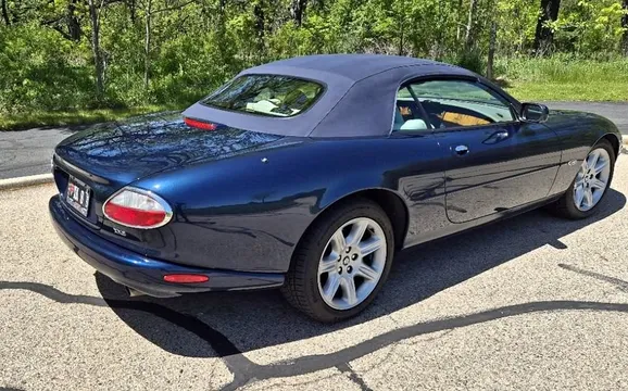 2000 Jaguar XK8 Convertible