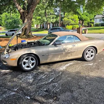 2000 Jaguar XK8