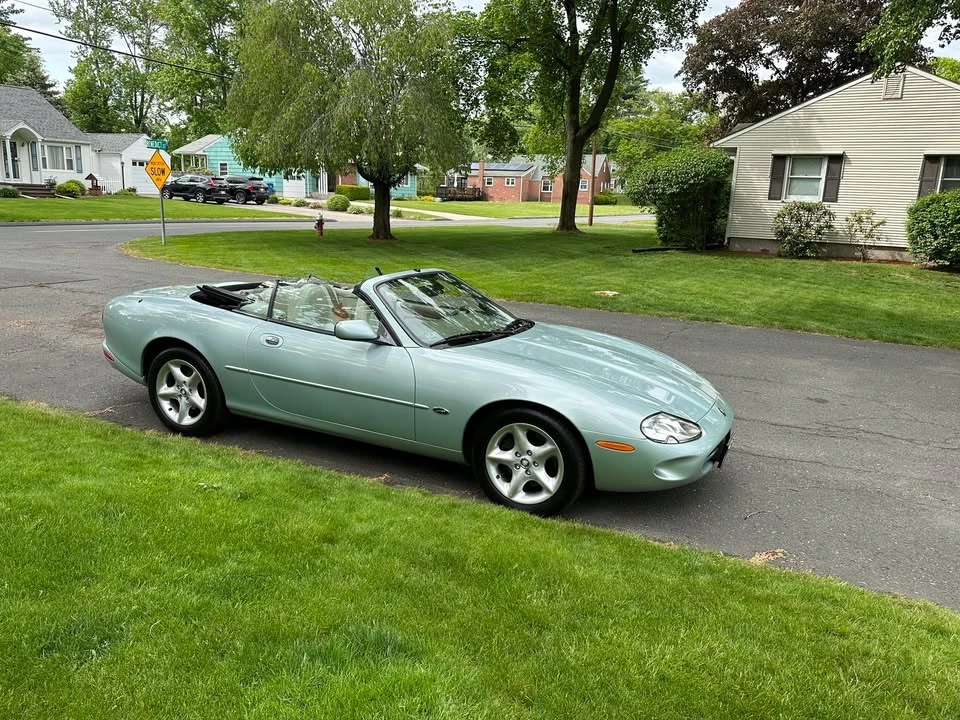 2000 Jaguar X100 XK8 - Image 4 of 9