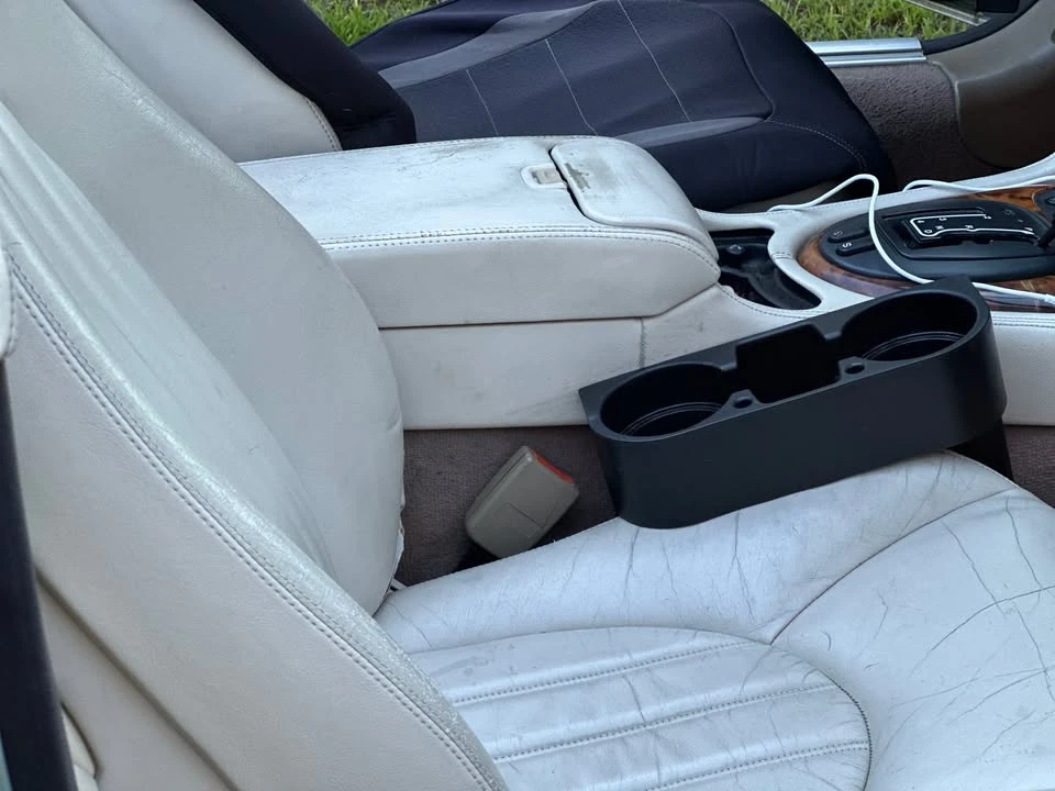 2000 Jaguar X100 XK8 - Image 8 of 9