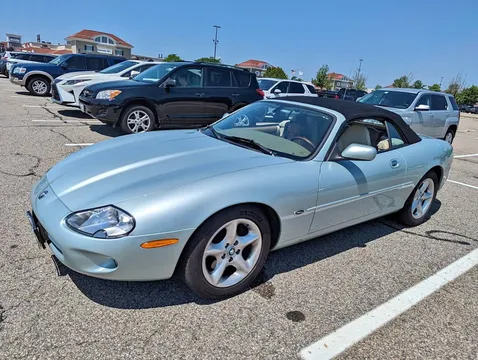 2000 Jaguar XK8