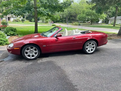 2000 Jaguar XK8