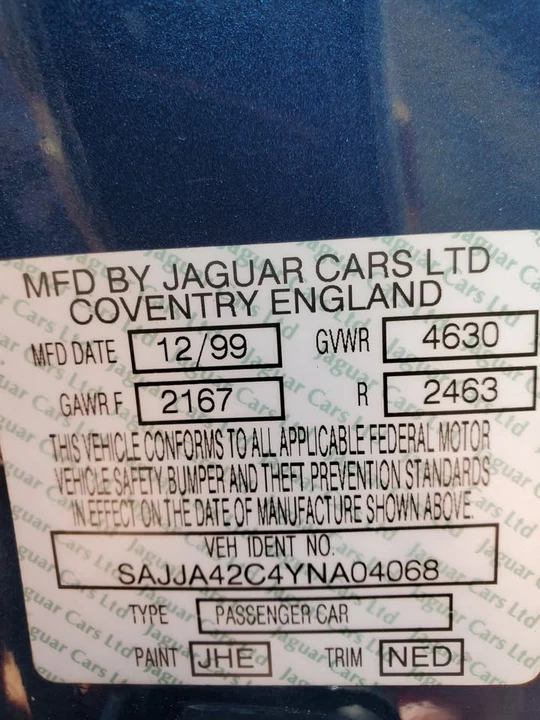 2000 Jaguar X100 XK8 - Image 6 of 14