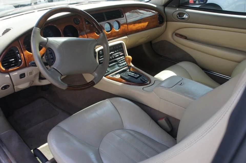 2000 Jaguar X100 XKR - Image 12 of 20