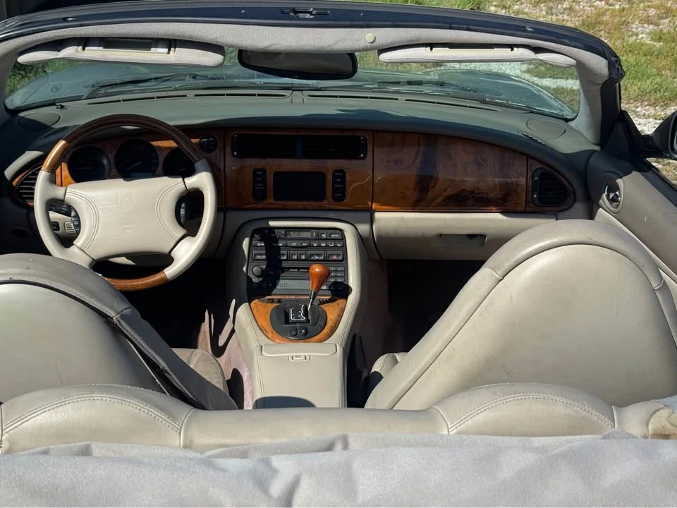 2000 Jaguar X100 XKR - Image 8 of 9