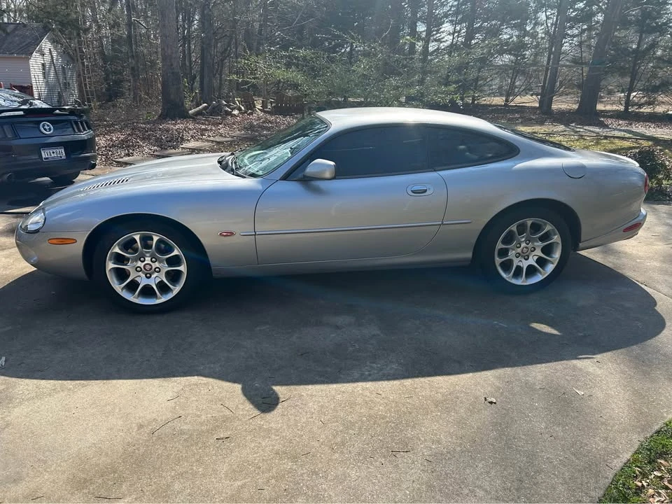 2000 Jaguar X100 XKR - Image 2 of 4