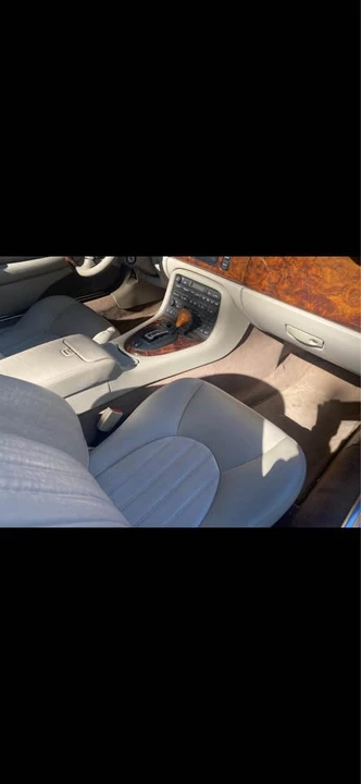 2000 Jaguar X100 XKR - Image 7 of 9