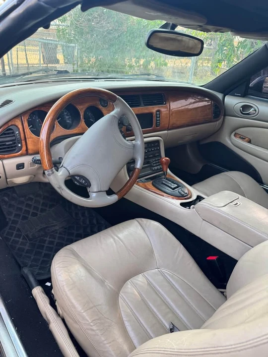 2000 Jaguar X100 XKR - Image 5 of 10