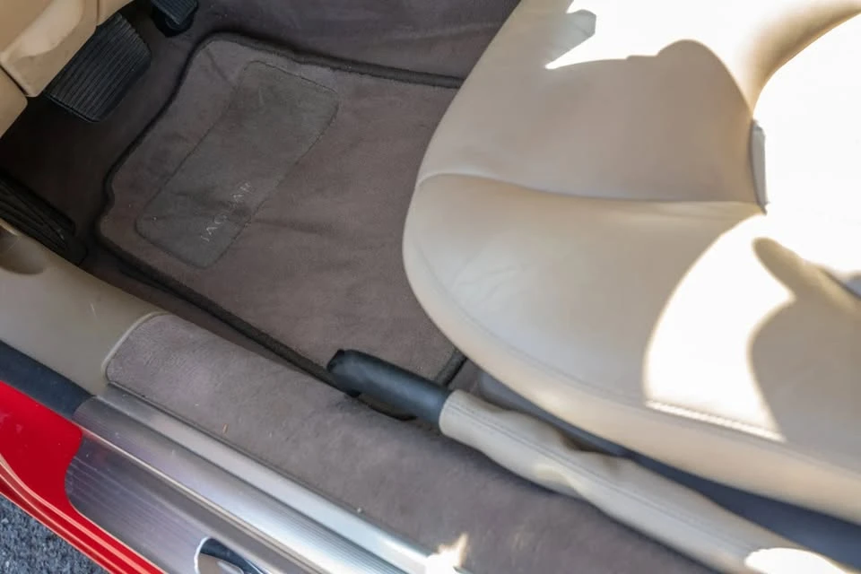 2000 Jaguar X100 XKR - Image 13 of 20