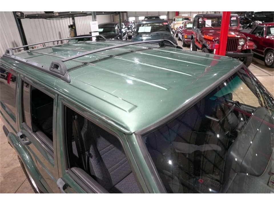 2000 Jeep XJ Cherokee - Image 19 of 31