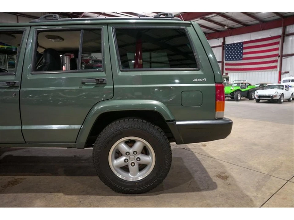 2000 Jeep XJ Cherokee - Image 5 of 31