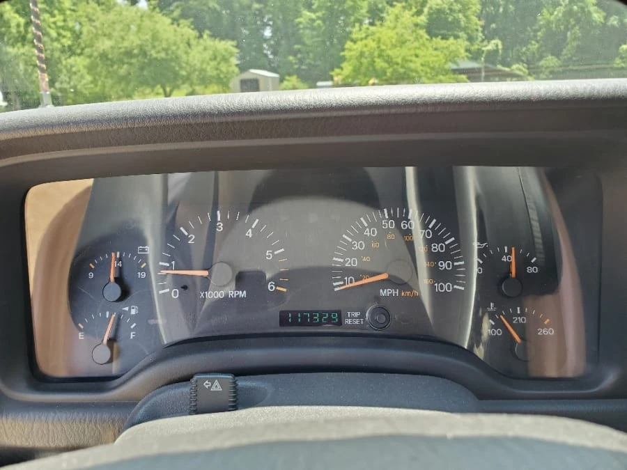 2000 Jeep XJ Cherokee - Image 9 of 14