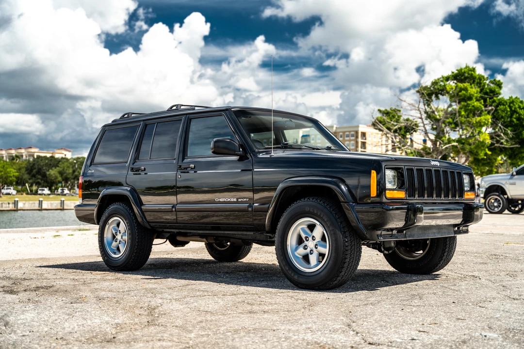 2000 Jeep XJ Cherokee - Image 18 of 31