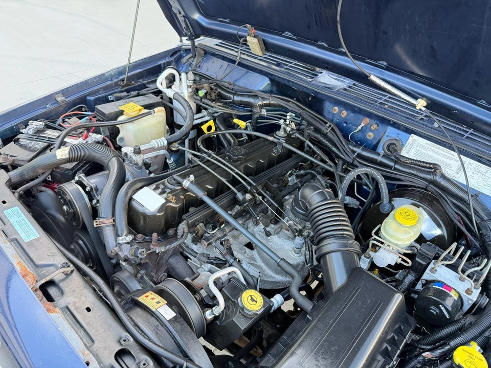 2000 Jeep XJ Cherokee - Image 26 of 31