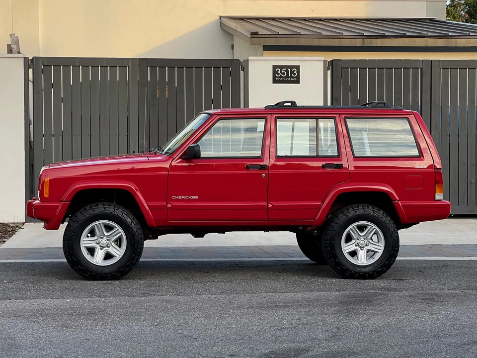 2000 Jeep XJ Cherokee - Image 25 of 31