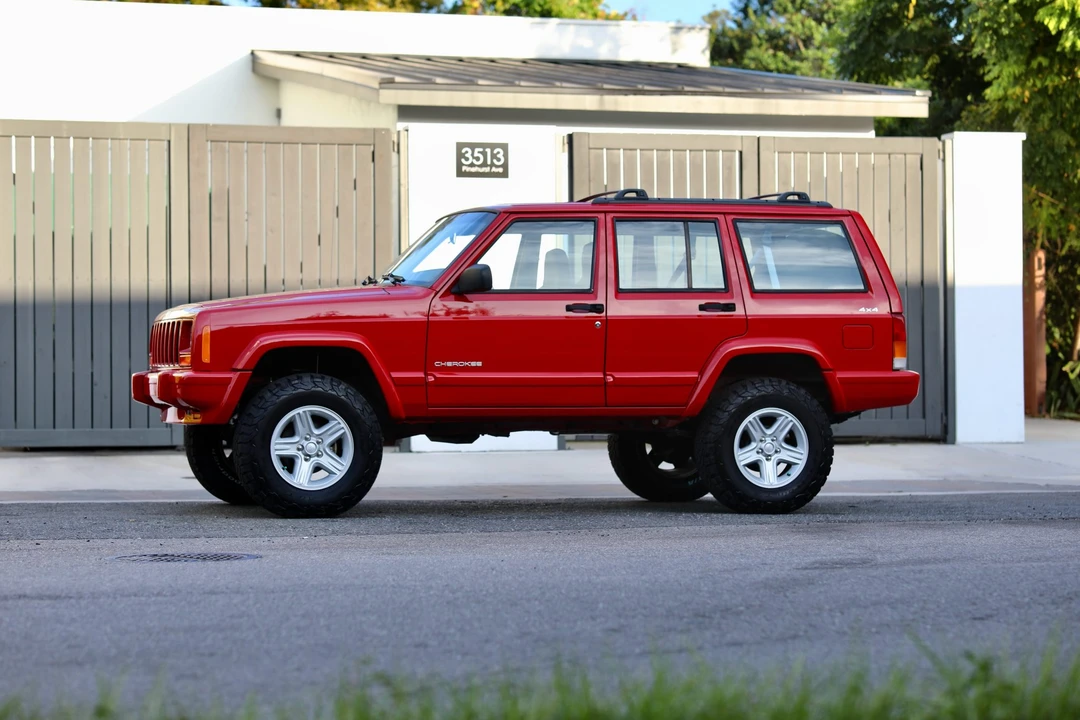 2000 Jeep XJ Cherokee - Image 28 of 31