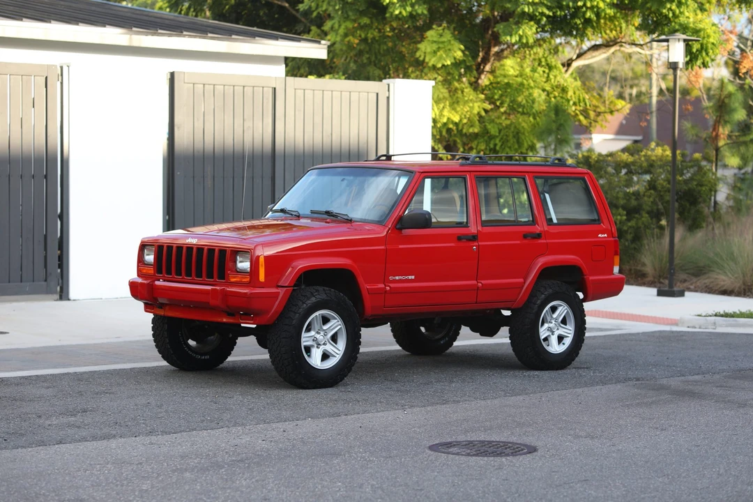 2000 Jeep XJ Cherokee - Image 4 of 31