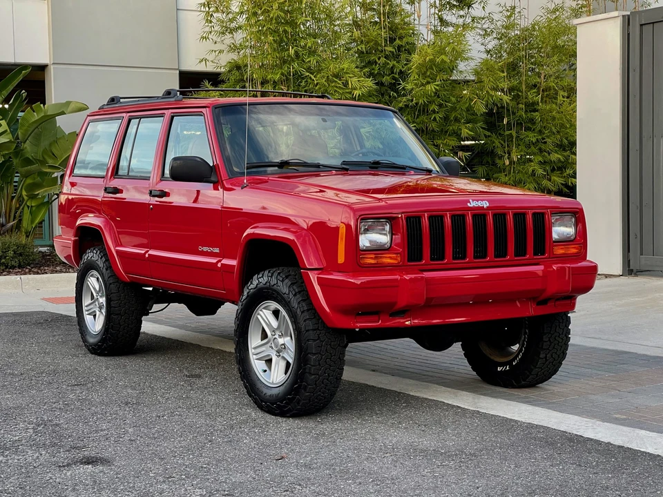 2000 Jeep XJ Cherokee - Image 14 of 31