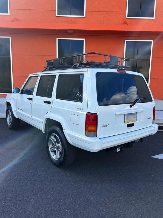 2000 Jeep XJ Cherokee - Image 4 of 16