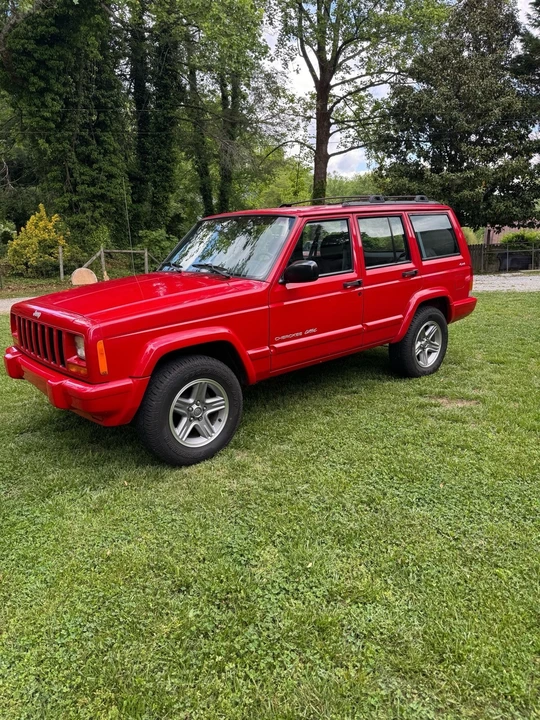 2000 Jeep XJ Cherokee - Image 2 of 13
