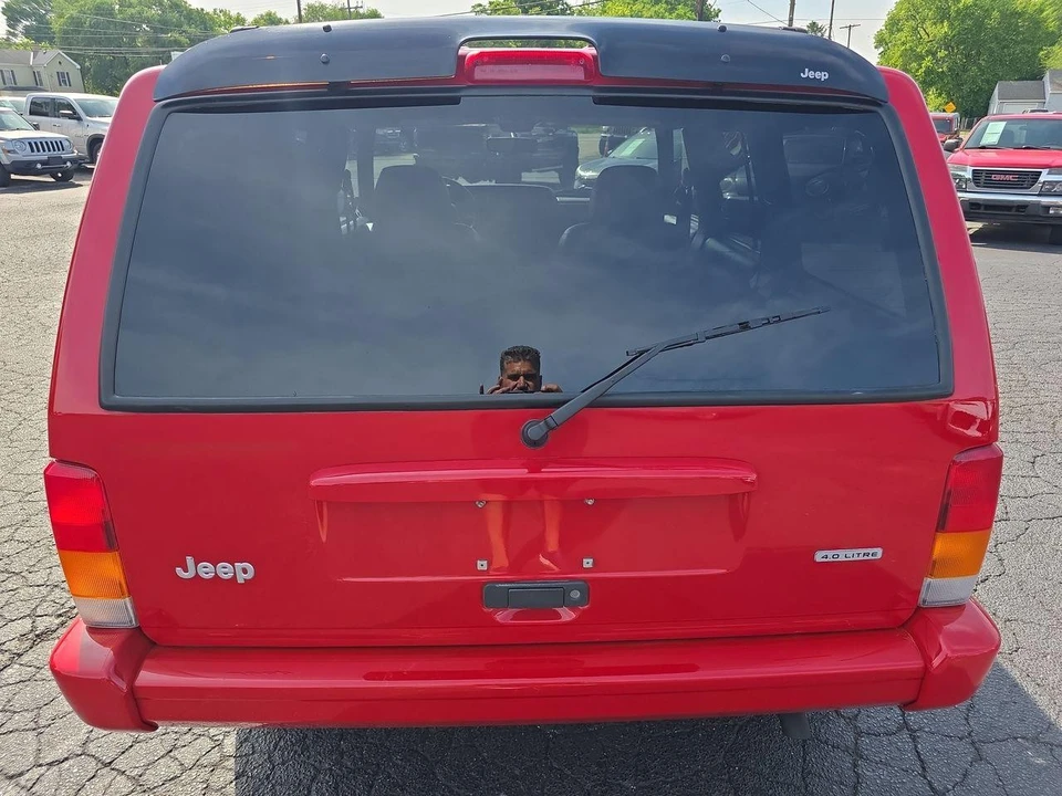 2000 Jeep XJ Cherokee - Image 14 of 31