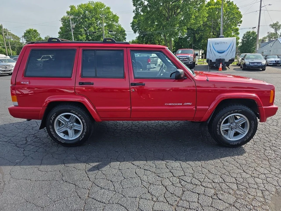 2000 Jeep XJ Cherokee - Image 21 of 31